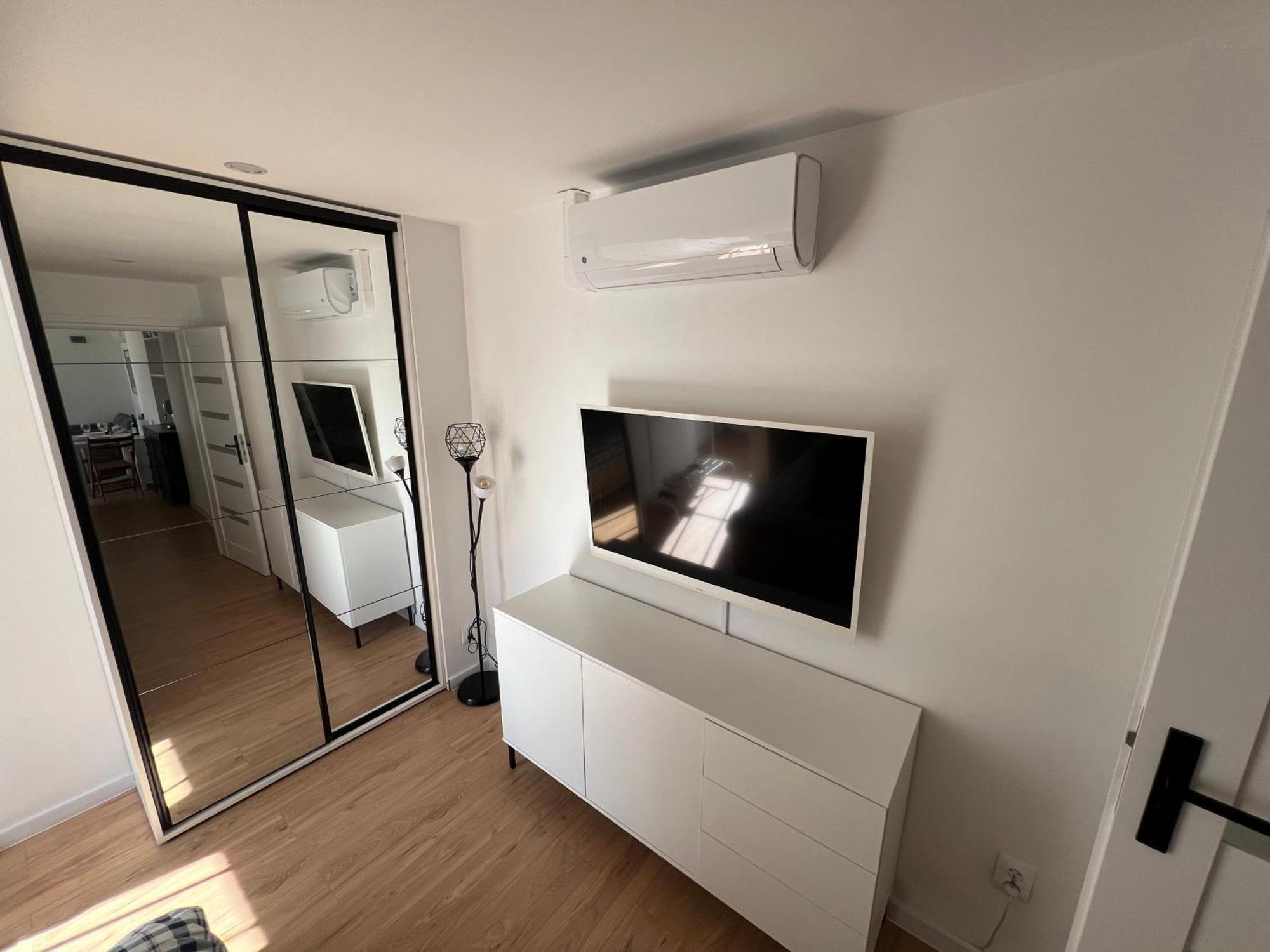 Modern 46m2 Ac 100m From Stary Rynek Center Kramarska 21 Poznan